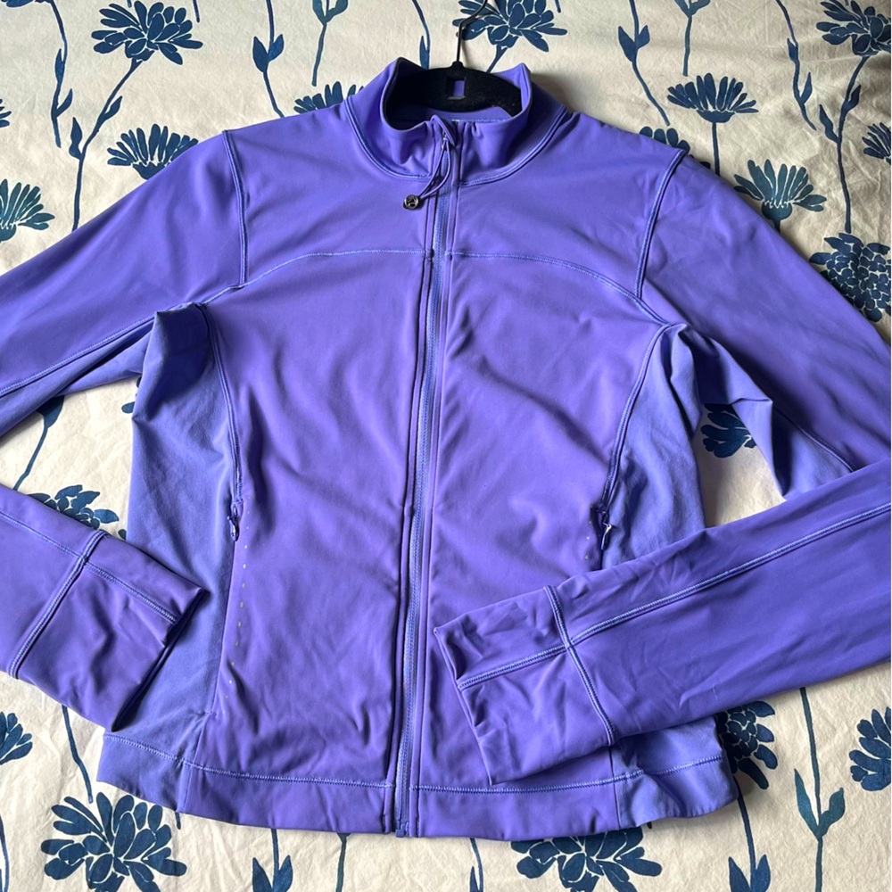 Women’s lululemon size 8 jacket